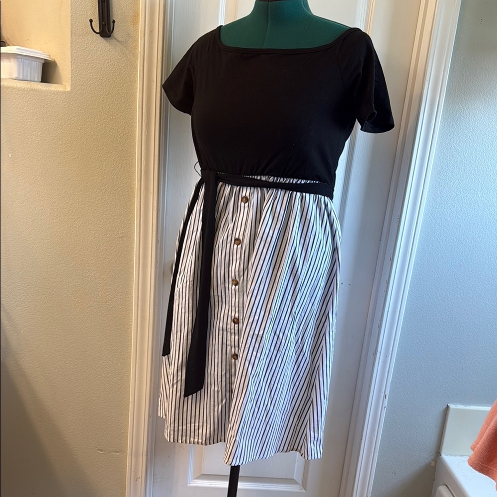 PatPat Black and White Striped Midi Dress